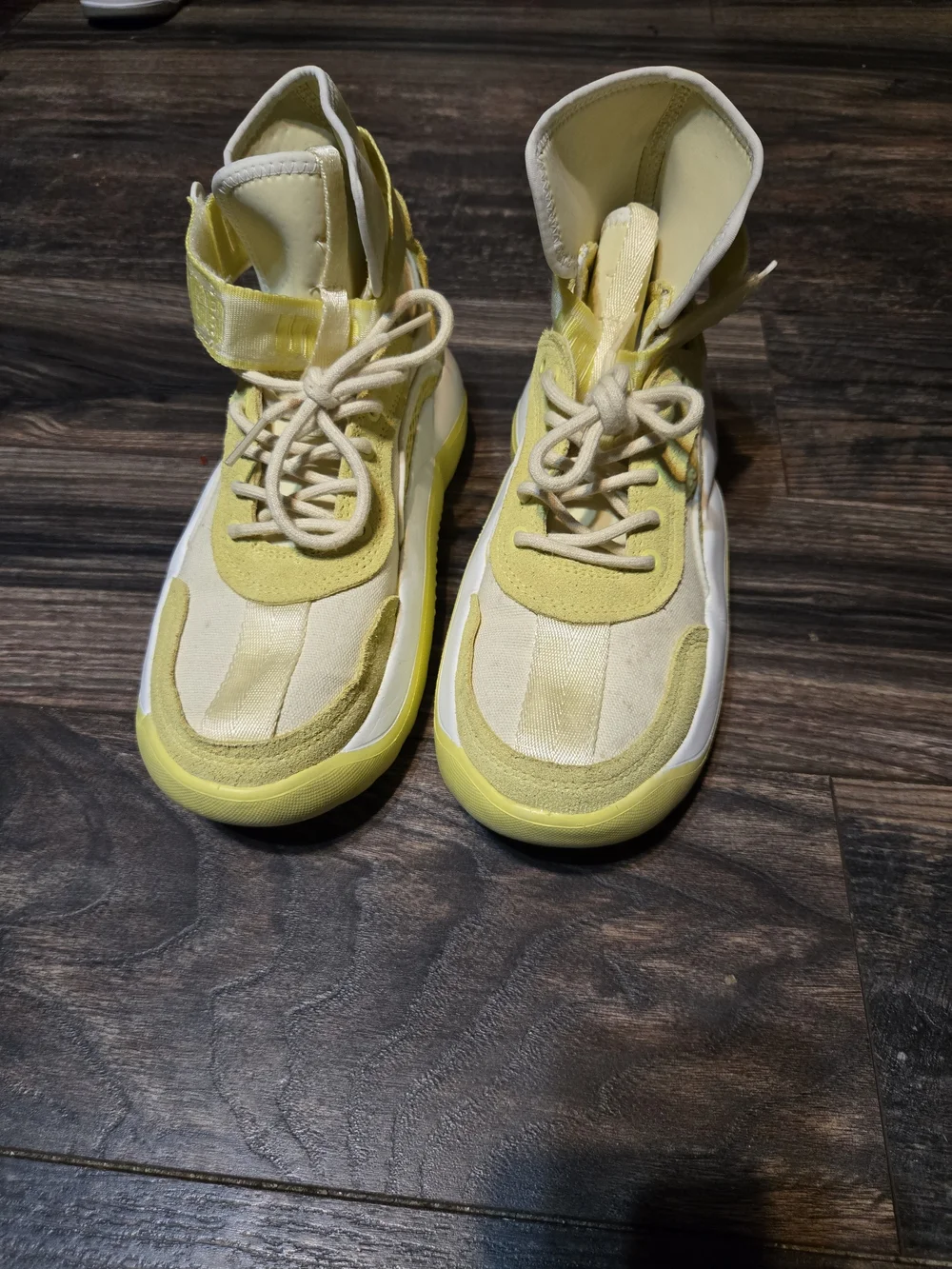 UGG LA Cloud Hi Sneakers